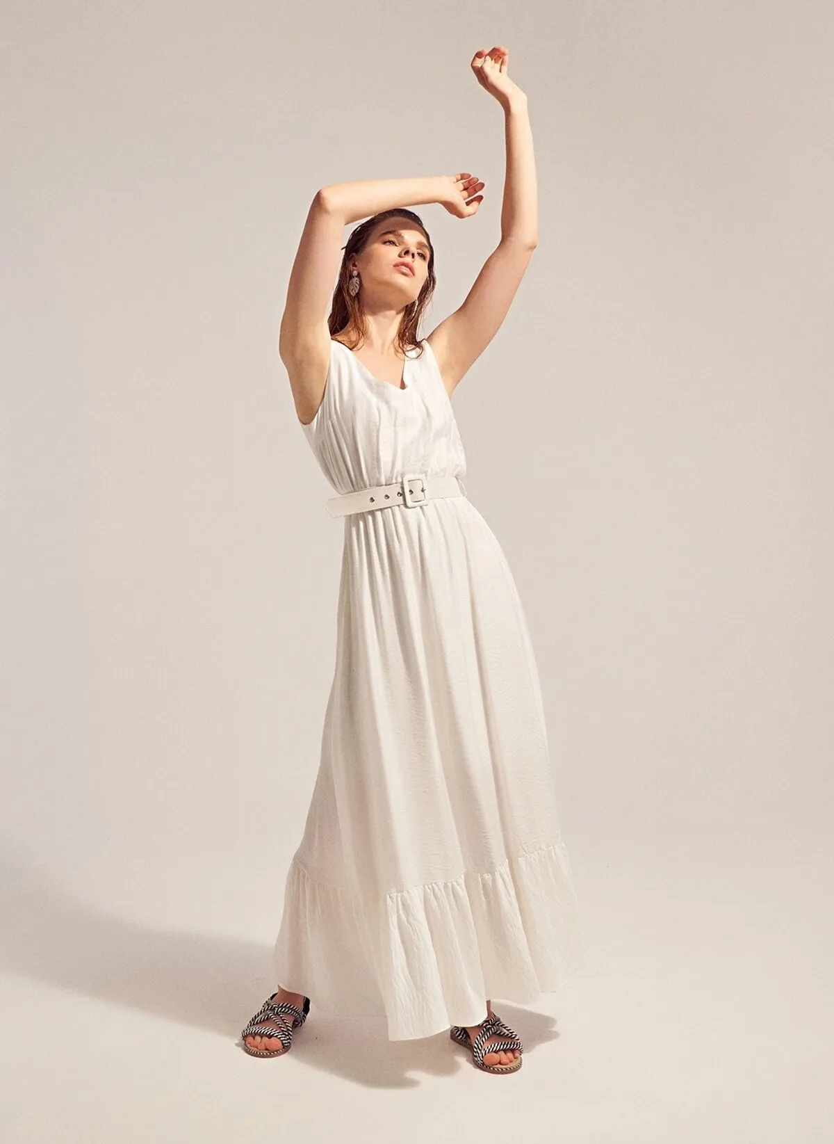 13551 Off-White Light Crinkle Dress