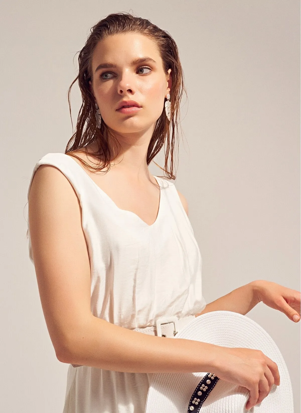 13551 Off-White Light Crinkle Dress