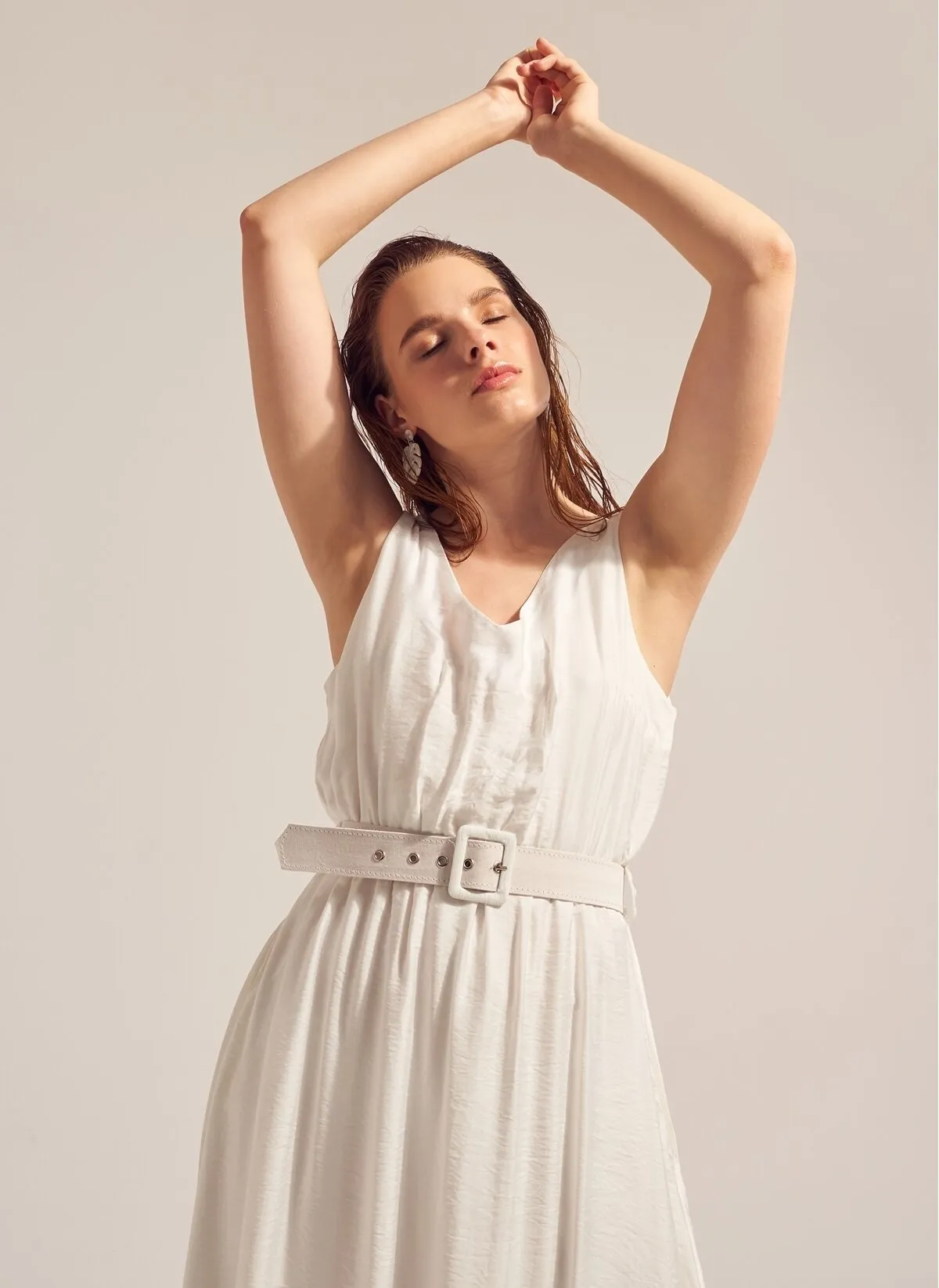 13551 Off-White Light Crinkle Dress
