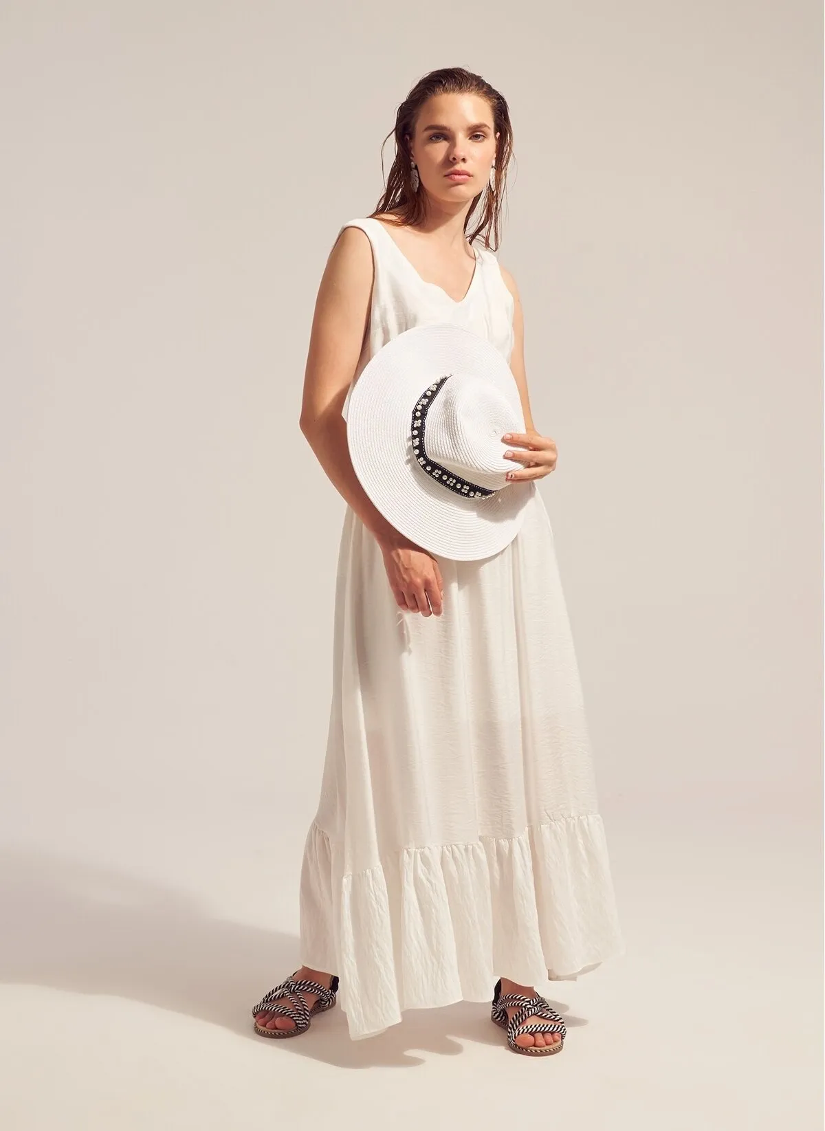 13551 Off-White Light Crinkle Dress